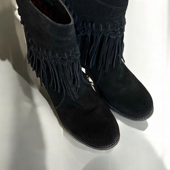 Sbicca “hard to find” BLACK Suede Macramé Fringe Boot. Vintage - Picture 9 of 16
